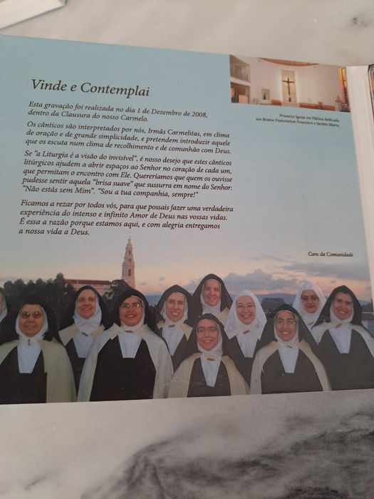 CD Vinde e Contemplai, irmãs carmelitas