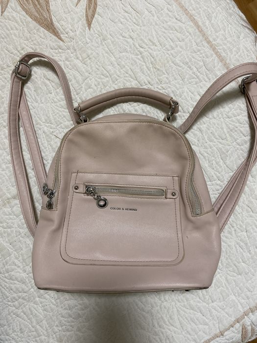 На подарунок- клатч, сумка нові