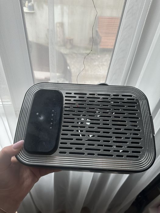 Витяжка манікюрна