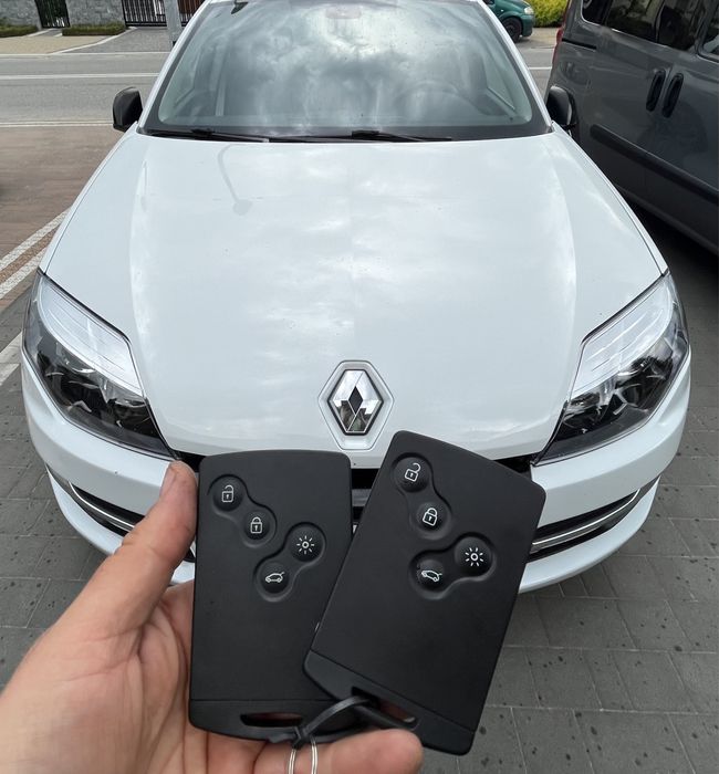 Renault Dacia karta pilot programowanie, zgubione klucze, dojazd