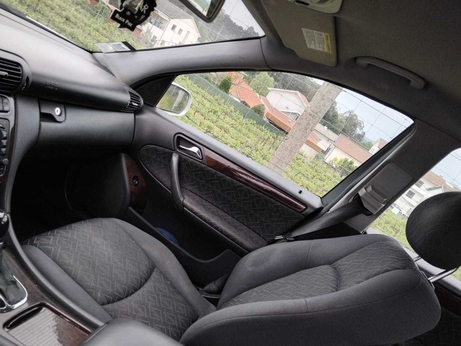 Mercedes Benz C220 cx automática 150cv