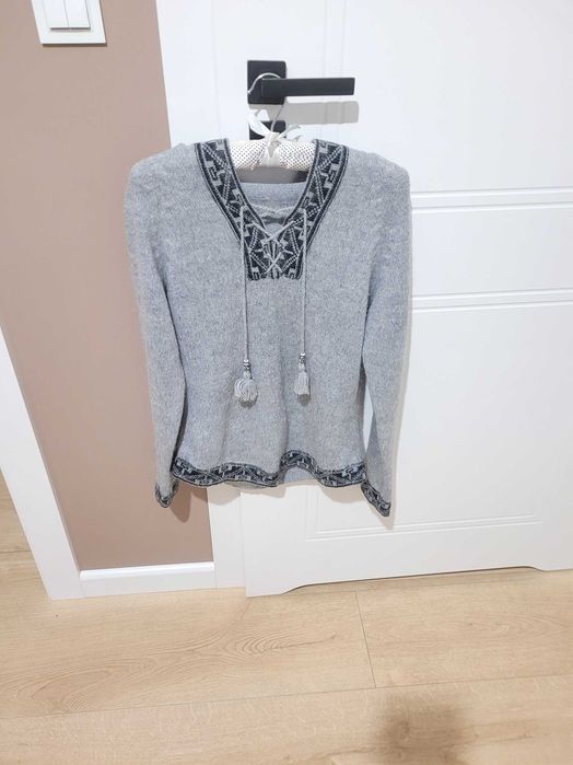 Sweter wełniany r. 36/38