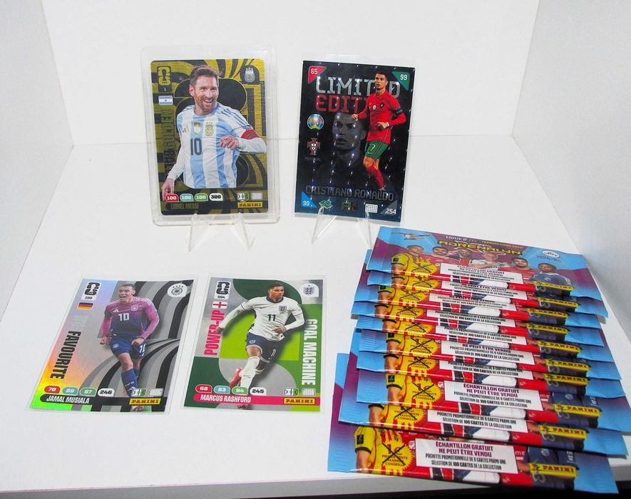 Messi, Ronaldo, Musiala, Rashford + 10 Boosters Panini