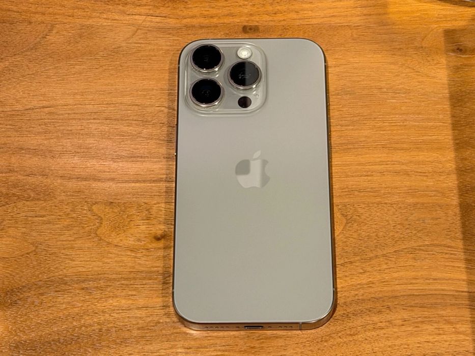 iPhone 16 pro 128gb tytan naturalny