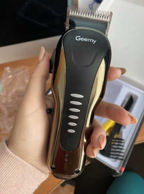 Машинка для стриження собак і котів geemy gm 6063 і 4 насадками