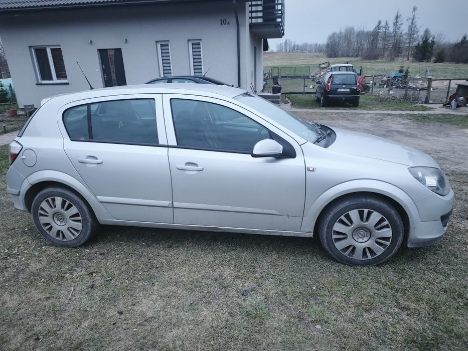 Opel Astra H 1.9 CDTI 100KM