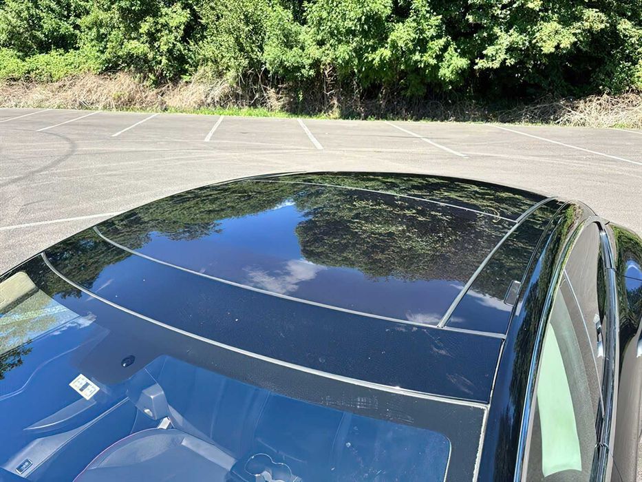 Tesla Model S      2015