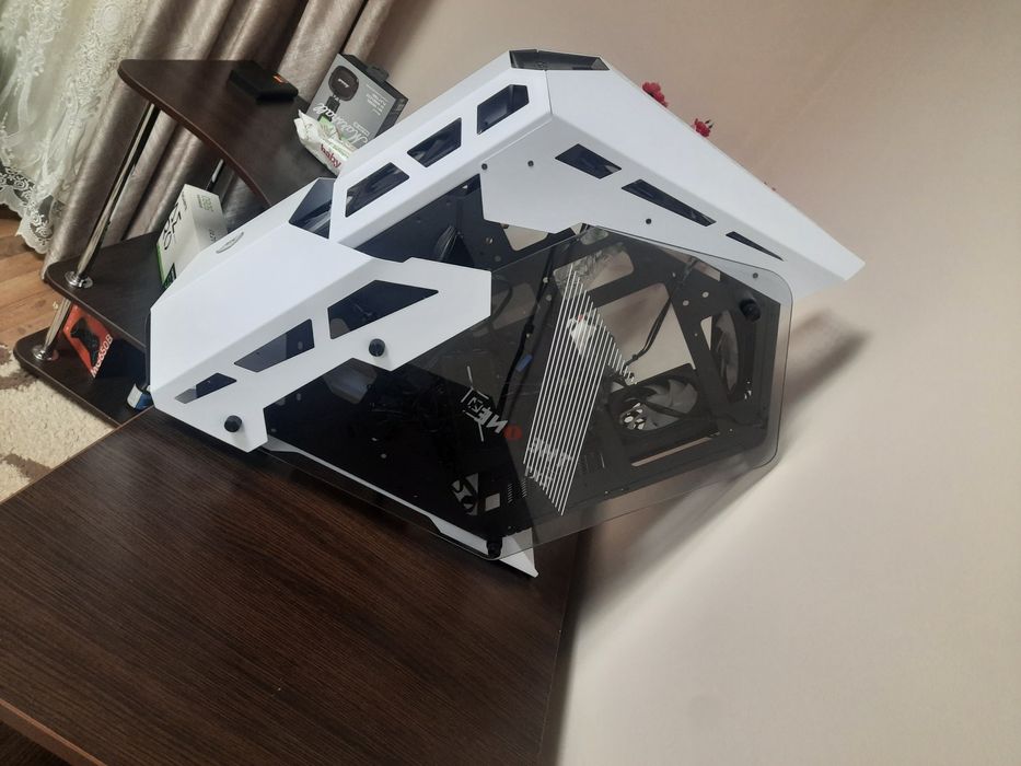 Новий корпус,для пк,в роботі був пару днів