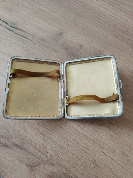 Srebrna papierośnica or 800 waga 88,61