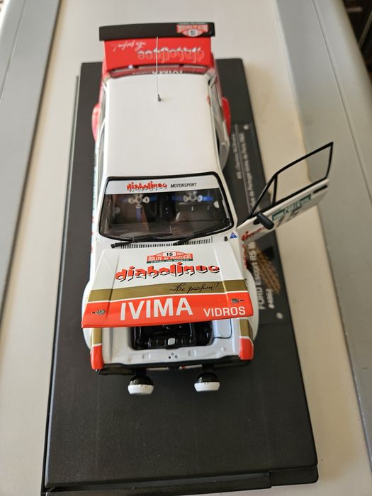 Miniatura 1/18 Ford Escort RS1800 Diabolique