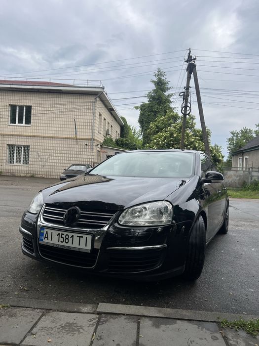 Volkswagen Jetta 5 2005 1.6 бензин