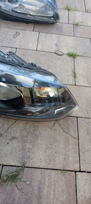 Lampa prawy przód VW Polo 6r