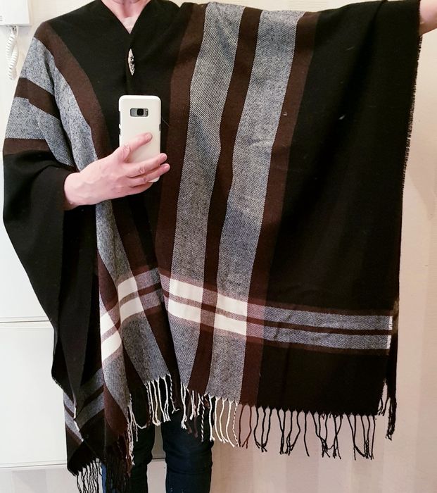 Duża chusta szal ponczo narzutka kardigan