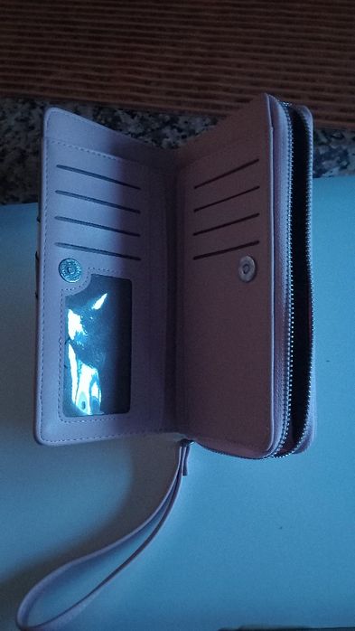 Carteira nunca usada