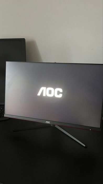 Monitor AOC 240hz 24G2ZU 23.8”1920x1080px IPS 0.5 ms