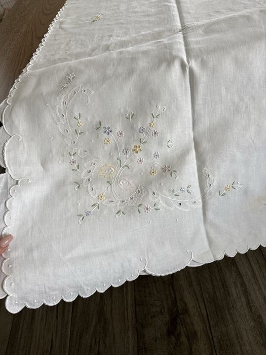 Colcha da casal em linho com bordado da madeira