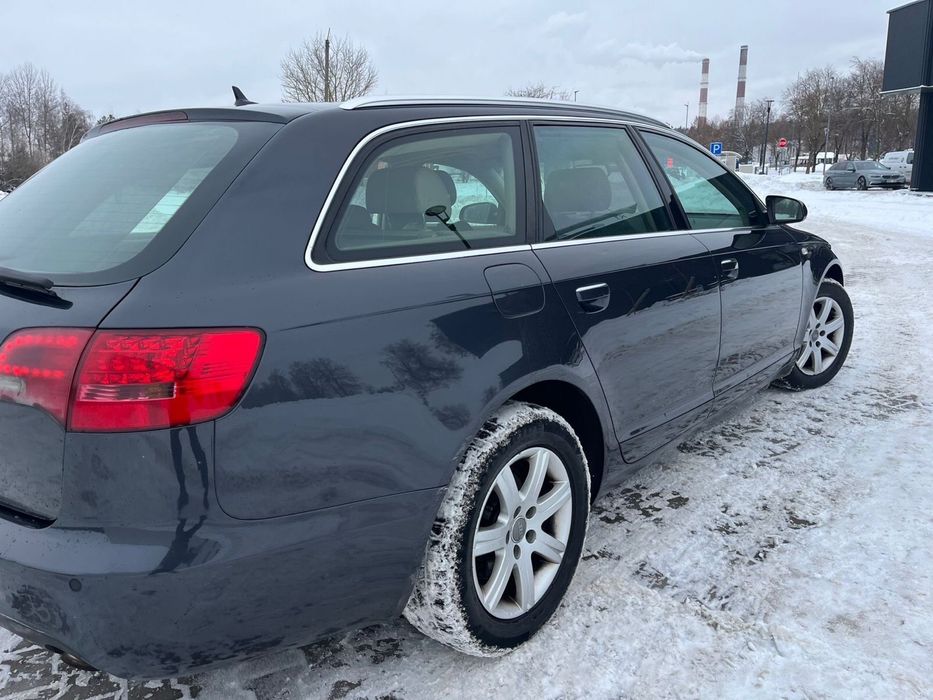 Audi A6 c6 3.0 кватро не розмитнена !