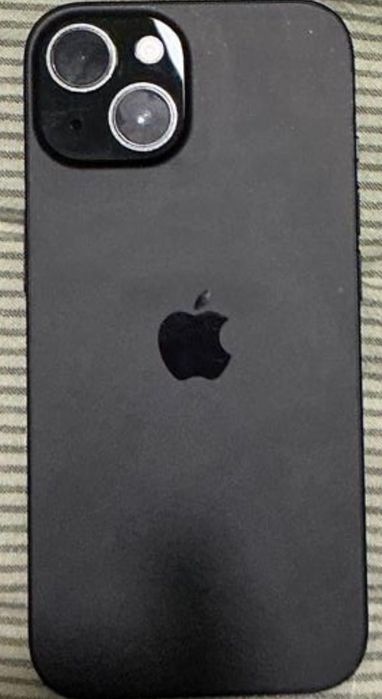 Vendo iPhone 15 128GB cor preta em excelente estado