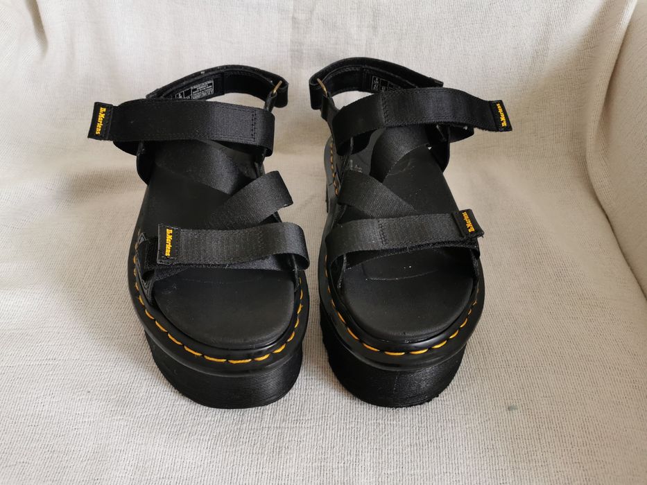 Dr. Martens Air Wair Kimber II sandały na platformie 42