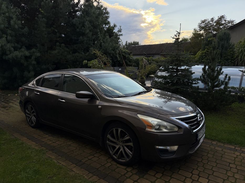 Nissan Altima