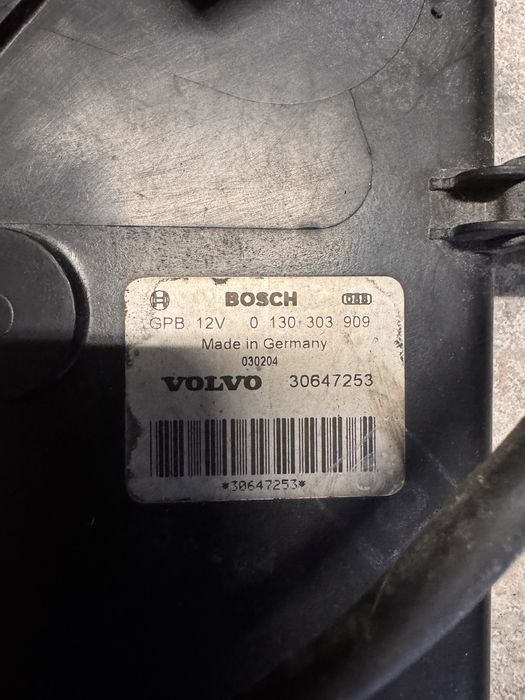 Volvo 2.4t pecas varias Motor