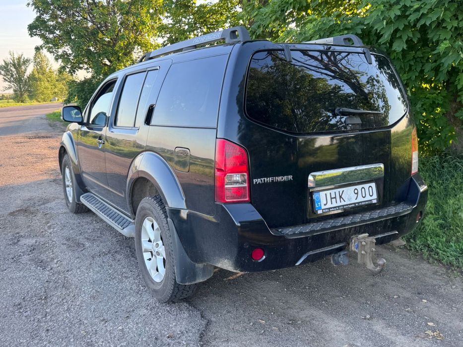 Nissan Pathfinder R51