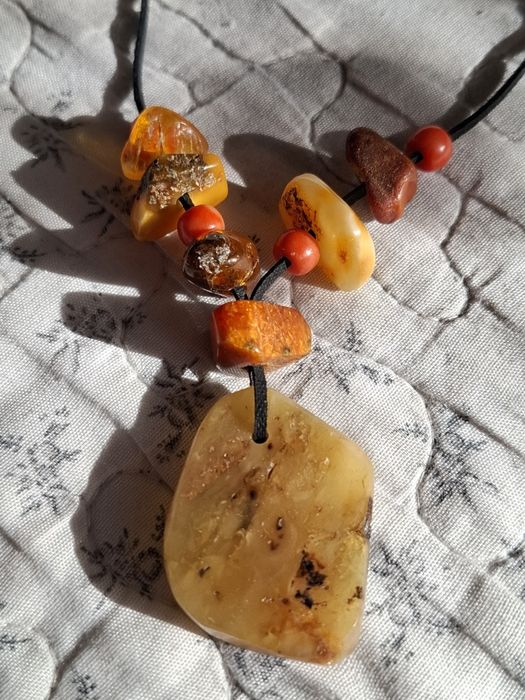 Naszyjnik bursztyn naturalny.