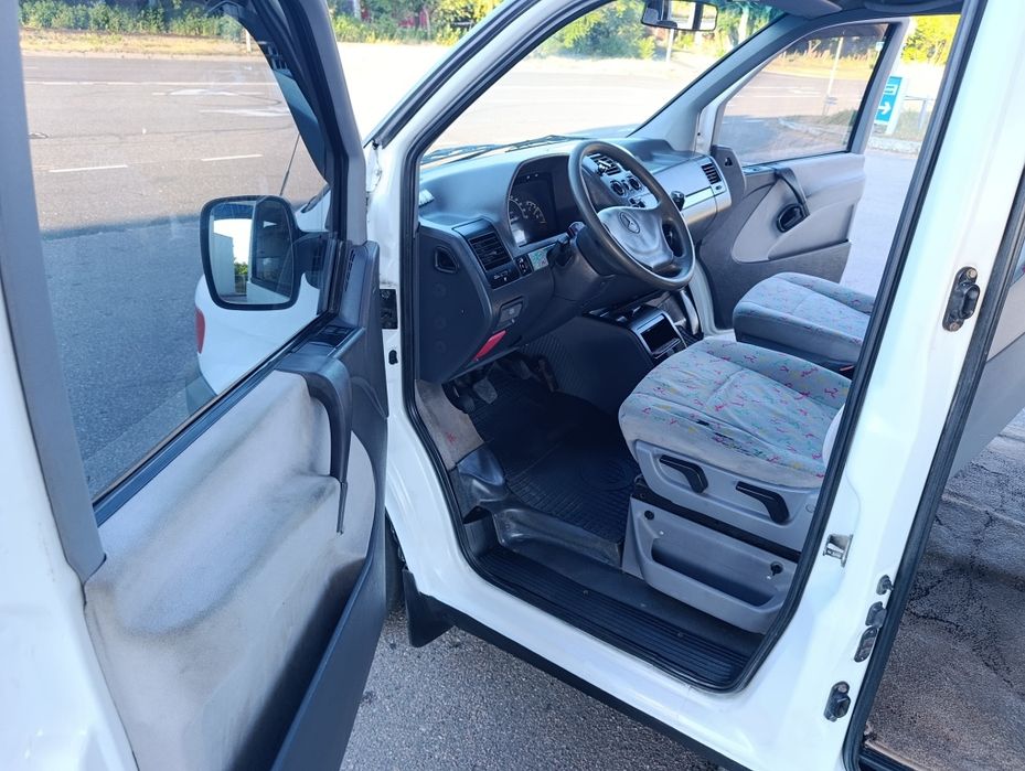 Продам Mercedes Vito пасажир 2.2 дизель.