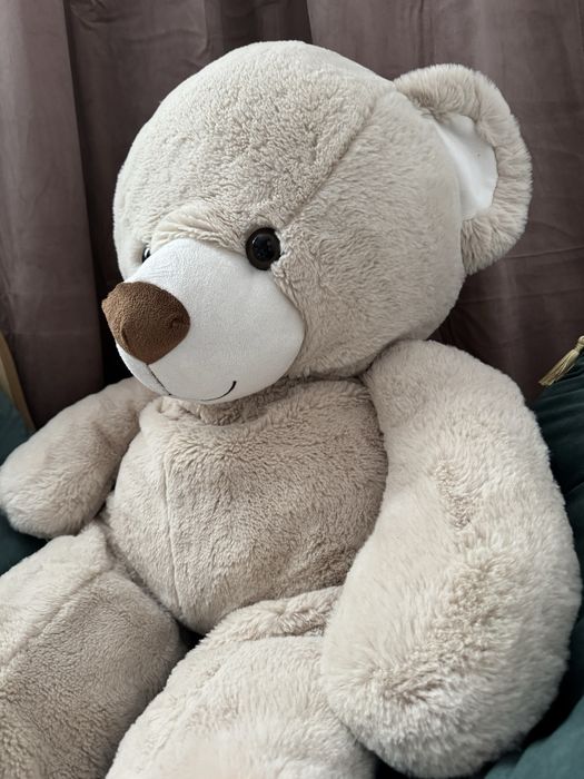 Duży miś do przytulania