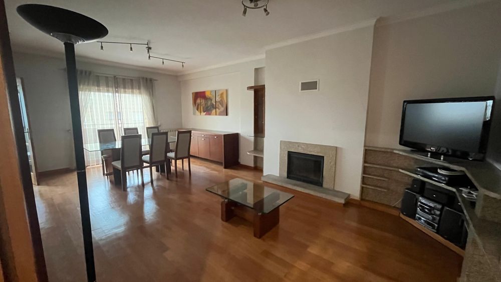 Apartamento T3 + garagem