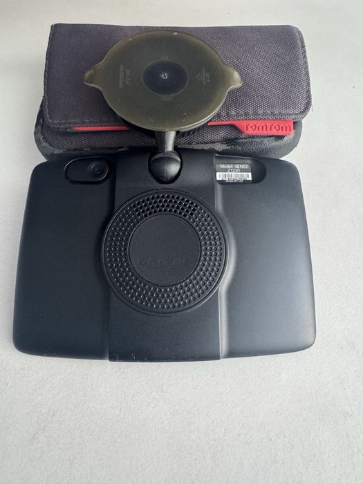 GPS TOMTOM + acessórios433170257554984961