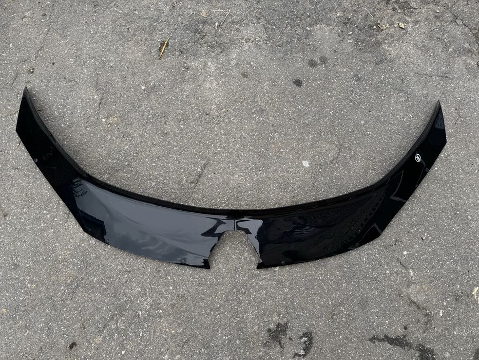 Дефлектор капота / мухобойка рено меган 3 / renault megane 3