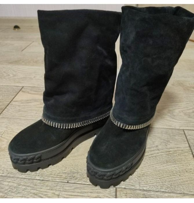 Чоботи бренду Casadei