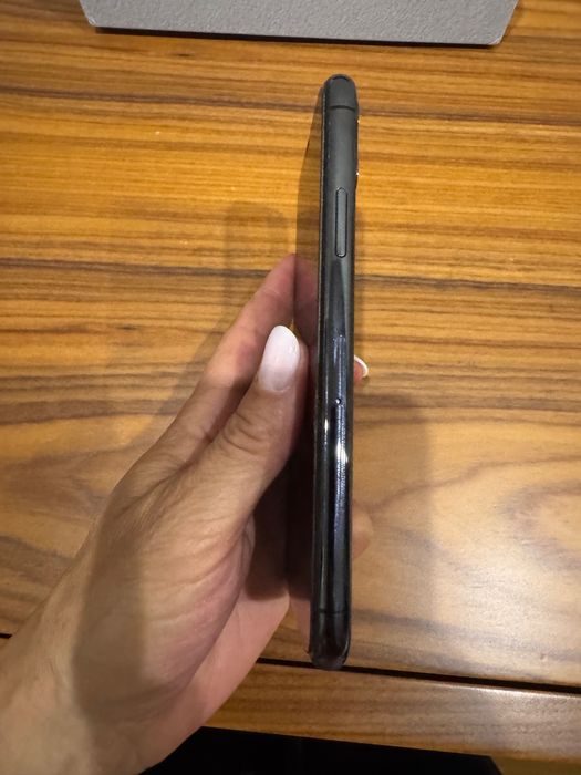iPhone 11 Pro bom estado