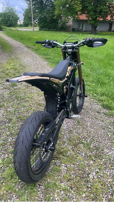 Surron Ultra bee 2025 Supermoto