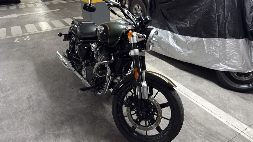 Royal enfield supermeteor 650