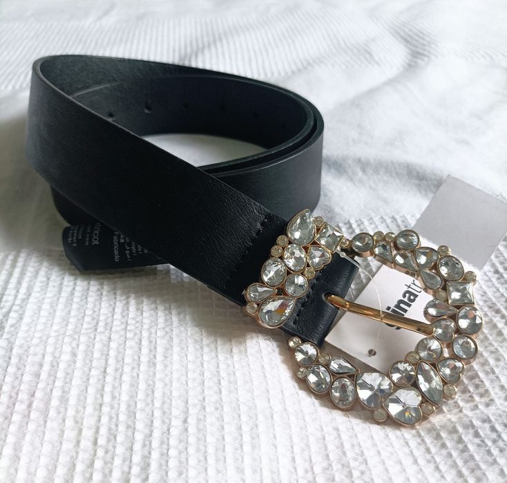 Pasek damski czarny z kryształkami Gina Tricot Ronja M/L 103 cm