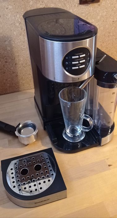 Kolbowy ekspres do kawy SilverCrest Lidl