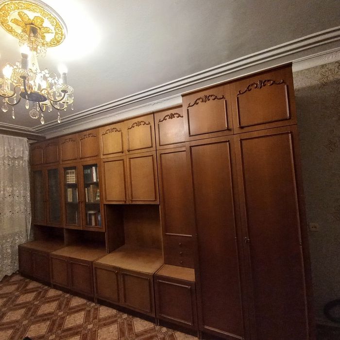 Продам Стенку в хорошем состоянии