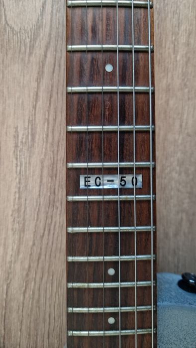 ESP EC-50 para canhoto/esquerdino