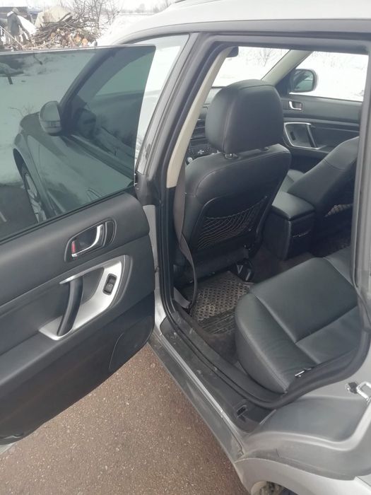 Продам автомобіль Subaru Outback