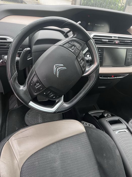 Citroen C4 Grand Picasso — photo 4