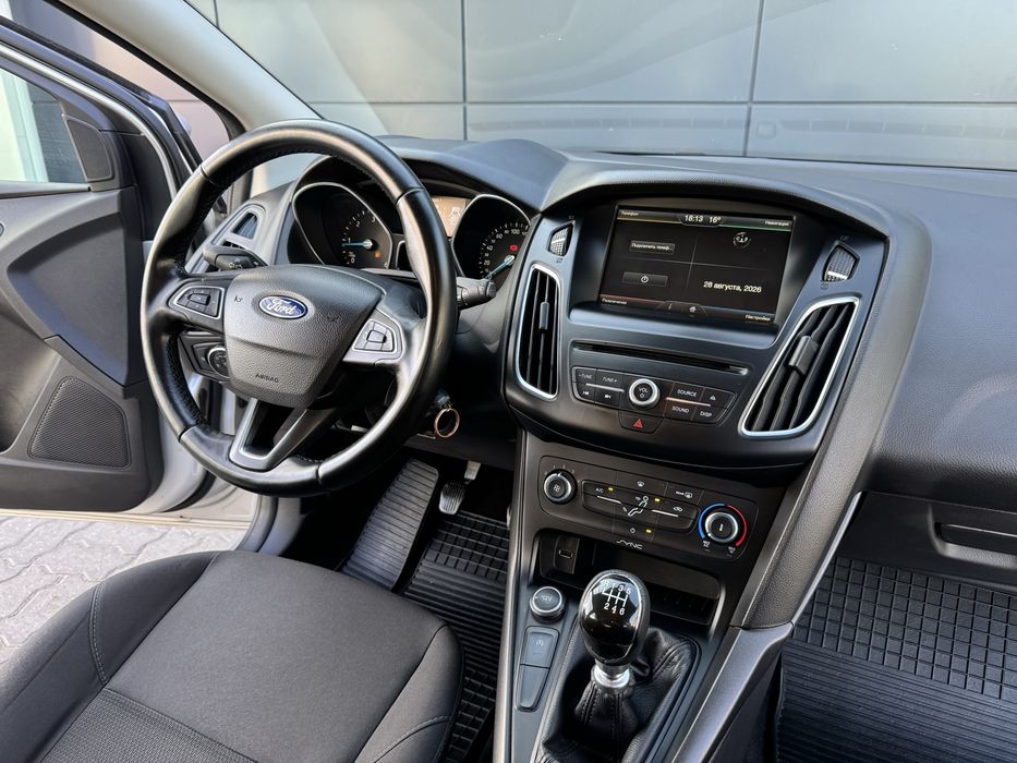 Ford focus 2015року