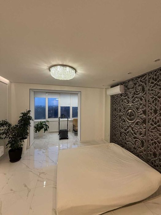 Продаж 1к квартири з ремонтом