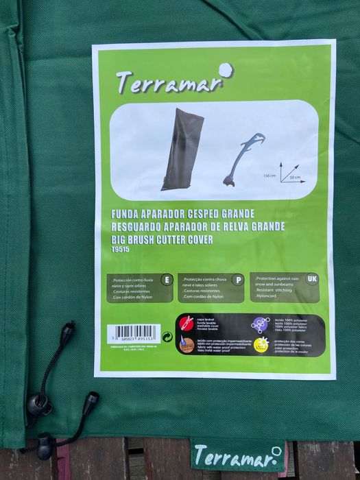 Capa mobiliário de Jardim Mesa Cadeira Chapéu de Sol e Espreguiçadeira