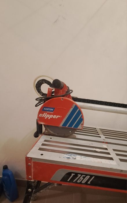 Przecinarka do gresu Norton Clipper 750L