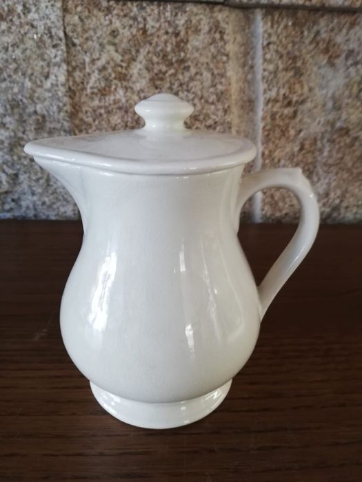 Jarro antigo em faiança vidrada Sacavém