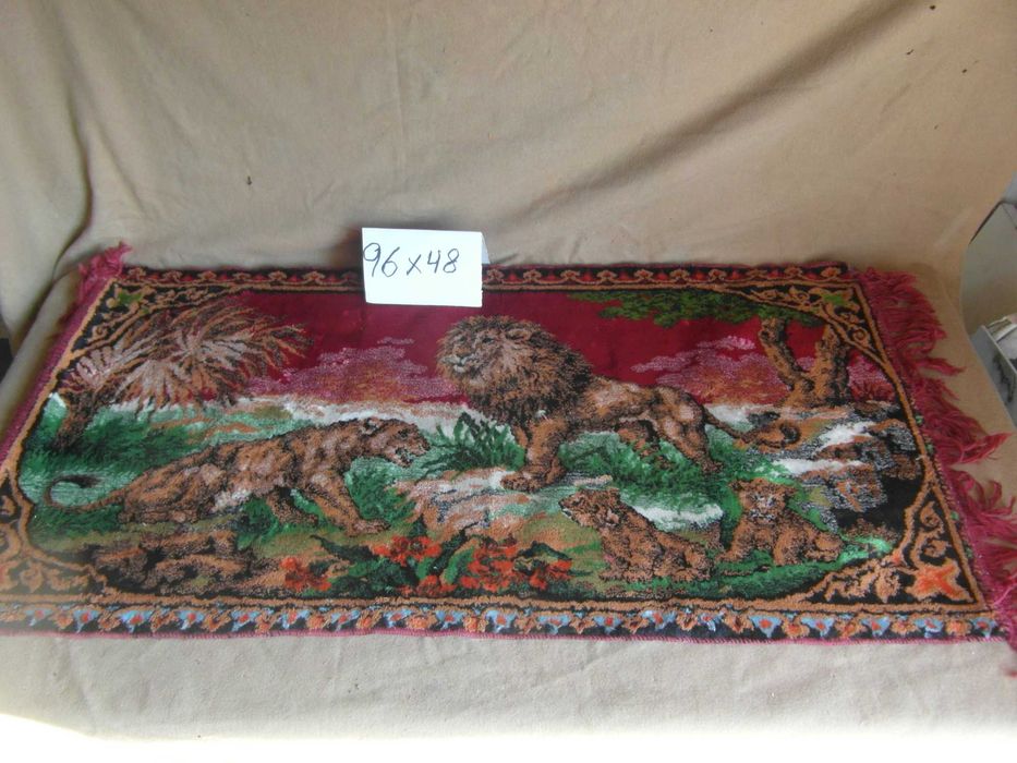 Tapete com 96 x 48 cm lindo