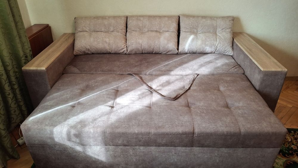 Продам класний диван