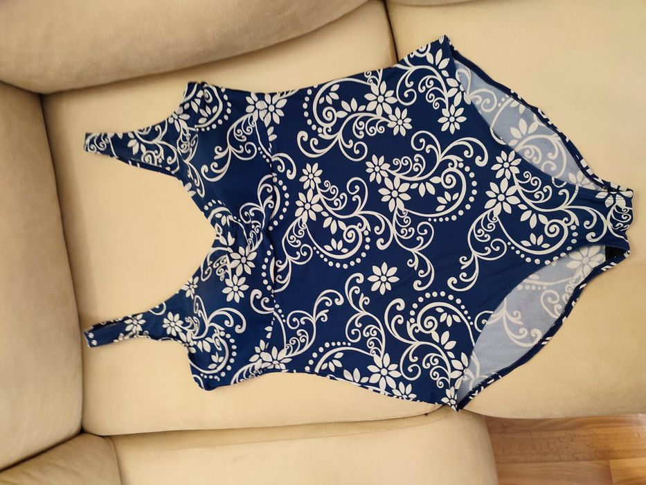 Суцільний купальник великого розміру батал